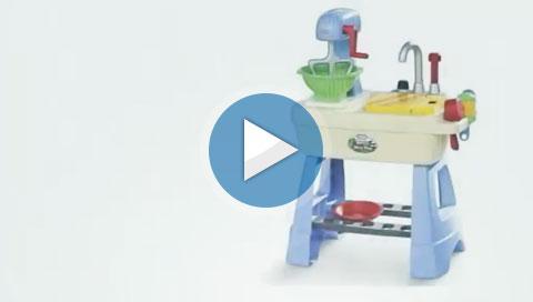 Makin' Mud Pies™ video assembly