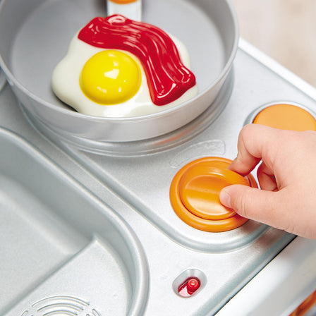Home Grown Kitchen™ - 
Real cooking and water boiling sounds for that realistic cooking feature.