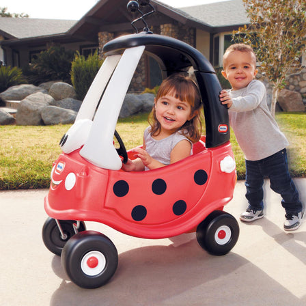 Cozy Coupe®- Ladybug - 
Cozy Ladybug rolls on rugged, durable tires.
