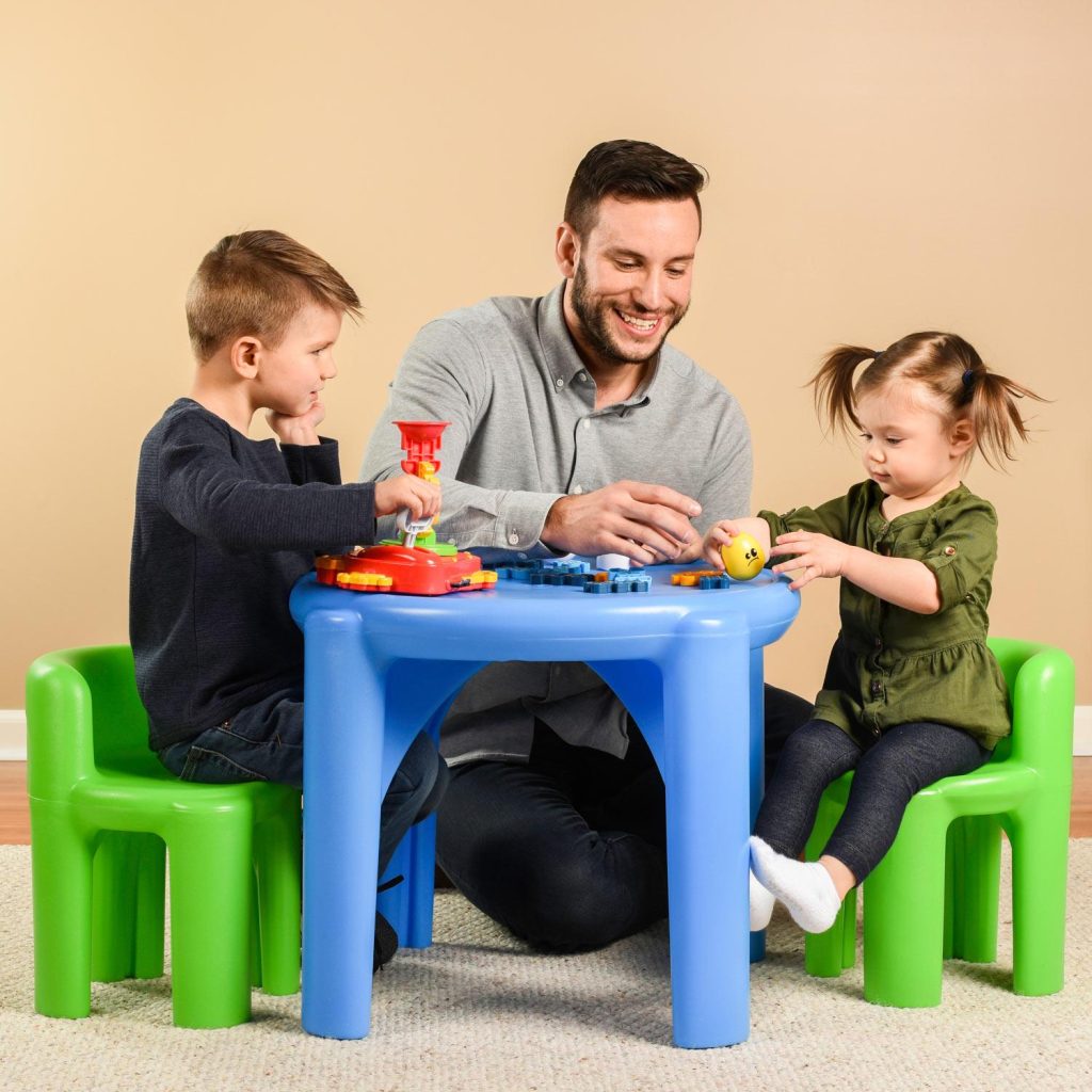 Bright 'n Bold™ Table & Chairs Set