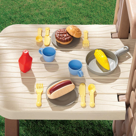 Picnic on the Patio™ Playhouse - 
20 accessories included.