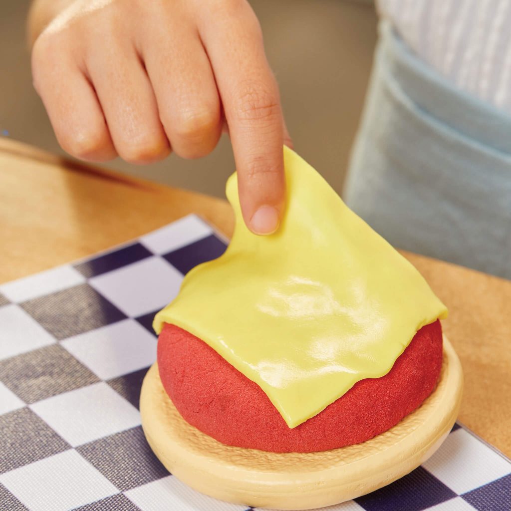 Creative Chefs™ Cheeseburger and Fries Kit