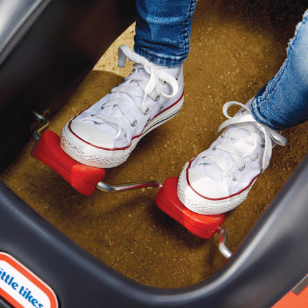 Jett Car Racer™ - 
Front wheel pedaling.