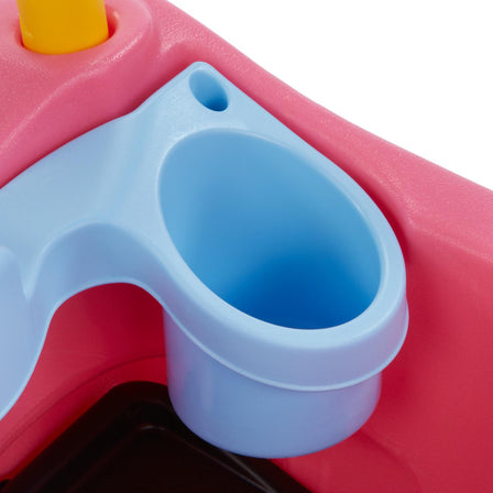 Princess Horse & Carriage - 
Convenient cup holder for kids.